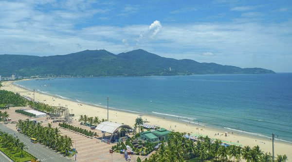 khach-san-da-nang-4-sao-gan-bien-my-khe